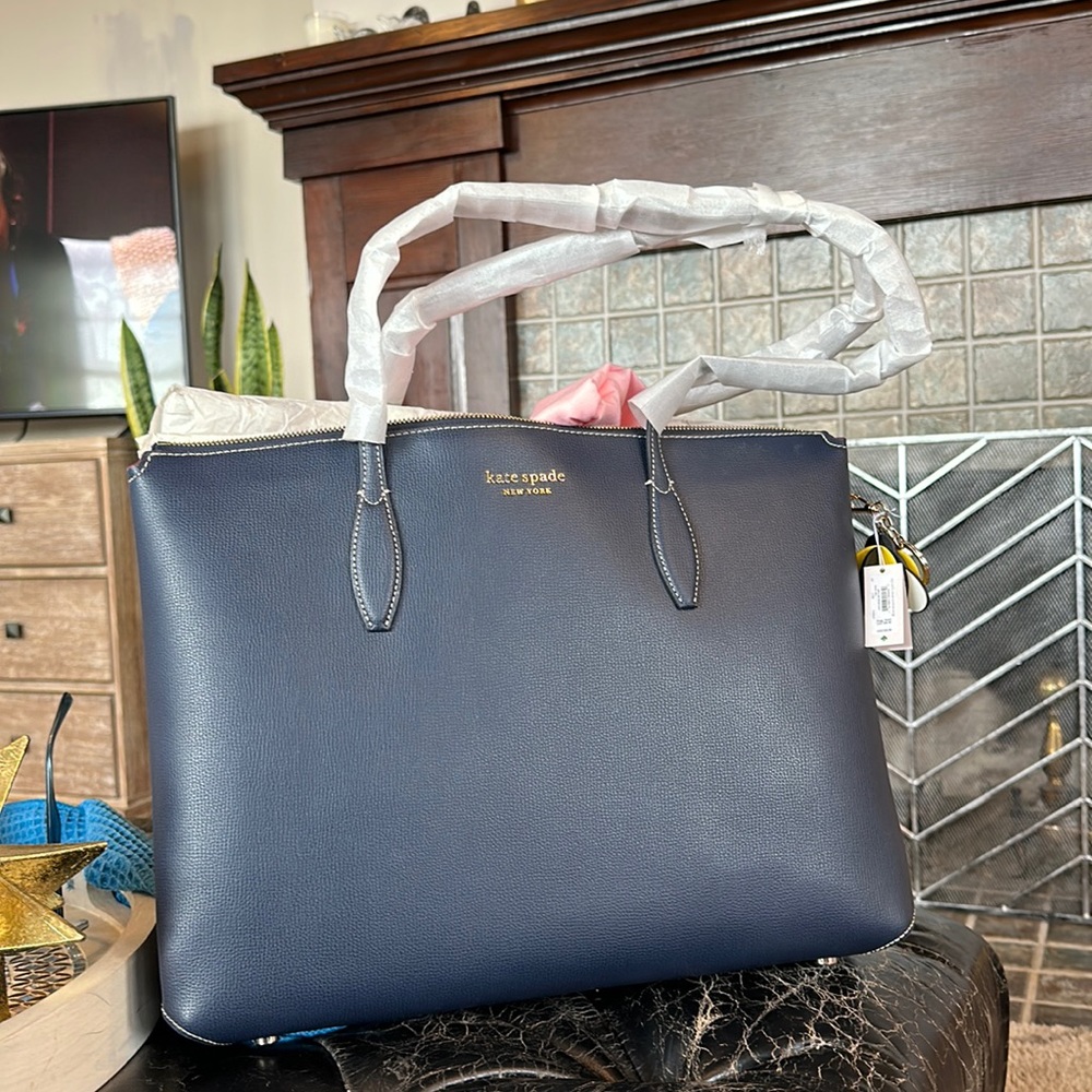 NWT Kate spade Large Tote